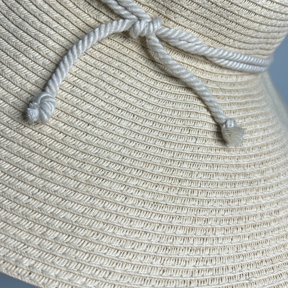 Banana Republic Wide Brim 4.5” Sun Straw Hat - Picture 15 of 15